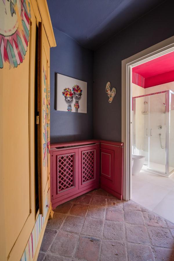 Segnavento -Rooms And Suites- Manta Luaran gambar